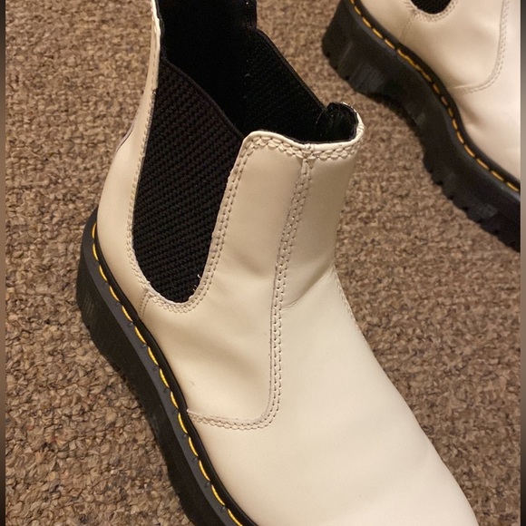 White Doc Marten Chelsea Platform boots - Picture 2 of 5